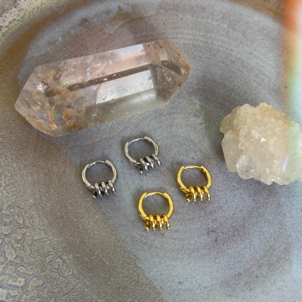 twist hoops
