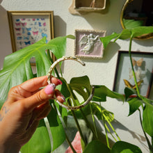 Load image into Gallery viewer, Floral Bangles
