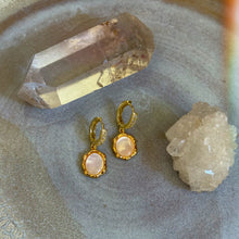 Load image into Gallery viewer, mae earrings
