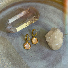 Load image into Gallery viewer, mae earrings
